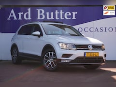Volkswagen Tiguan - 1.4 TSI Connected Series / Panorama / Stoelverwarm. / Navi / ACC / ECC /Elek-klep+trekhaak