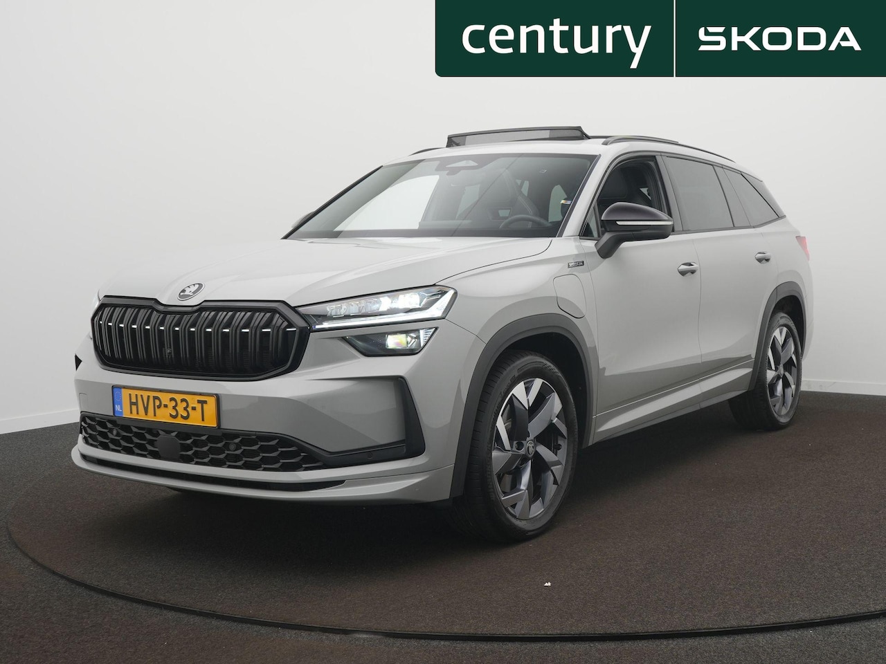 Skoda Kodiaq - 1.5 TSI PHEV Sportline Business / Panodak / Elek. Trekhaak / Matrix-LED - AutoWereld.nl