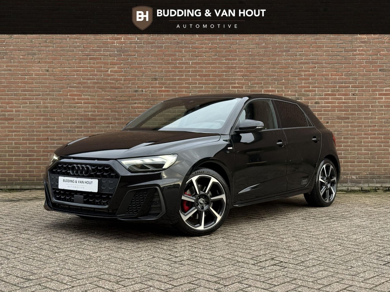 Audi A1 Sportback - 40 TFSI S edition 207PK Sonos Ambient Matrix 18" - AutoWereld.nl
