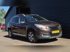 Peugeot 2008 - 1.2 PureTech Allure Nieuwe motor 2022 garantie I Trekhaak I Panoramadak