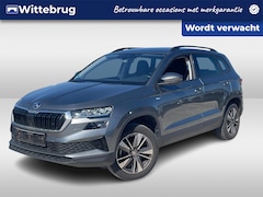 Skoda Karoq - 1.5 TSI 150PK Ambition Tour / Zwenkbare Trekhaak / Digitale Cockpit / Stuur + Stoelverwarm