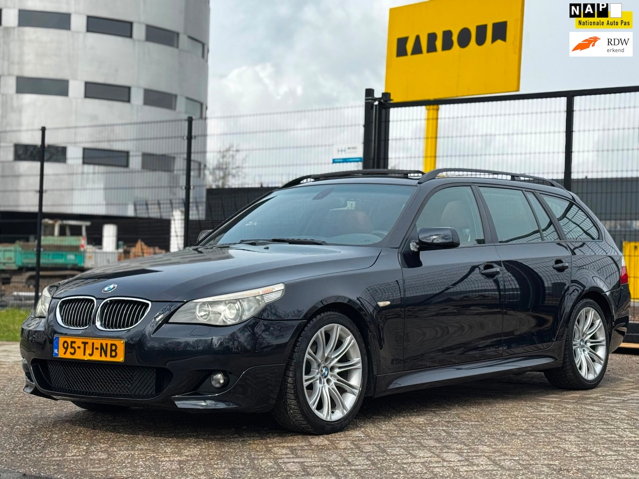BMW 5-serie Touring - 530d Executive|YOUNGTIMER|ORIGINEEL NL|LAGE KM MET NAP| - AutoWereld.nl