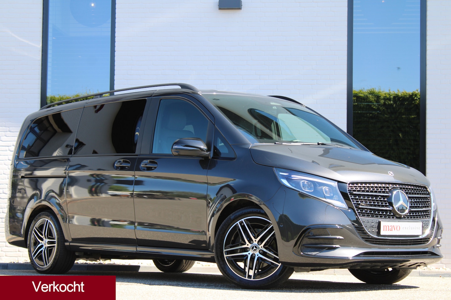 Mercedes-Benz V-klasse - 250d / DC / 4-Matic / AMG / Luchtvering / 2x Elec Schuifd / 360 Cam / Burmester / Vol Opti - AutoWereld.nl