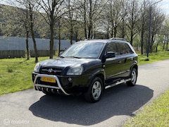 Hyundai Tucson - 2.0i Active*LEDER*STOELVERWARMING*TREKHAAK