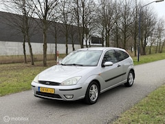 Ford Focus - 1.6-16V Trend*AUTOMAAT*AIRCO*ELEK. RAMEN
