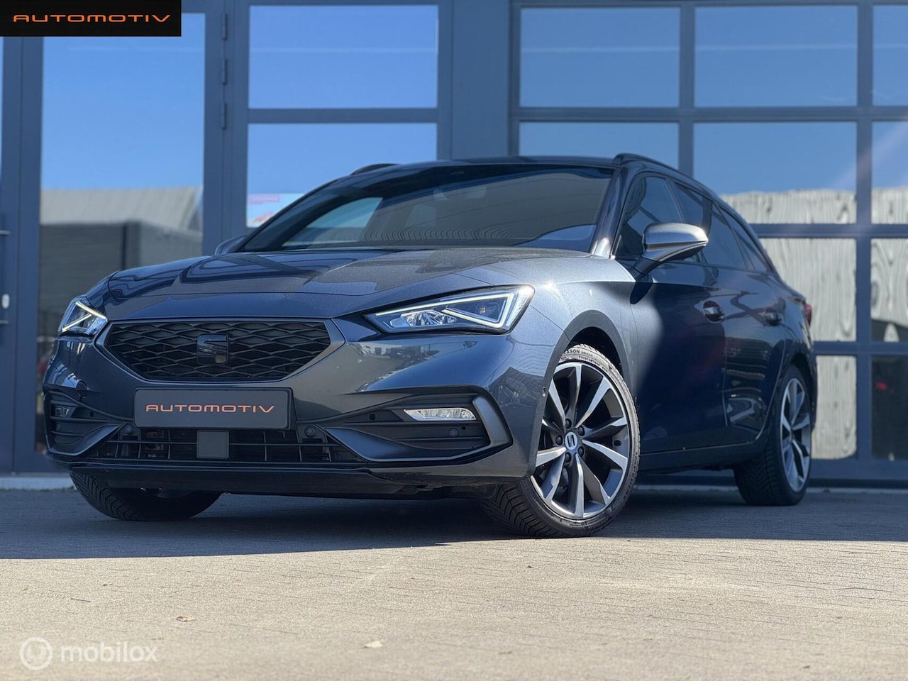 SEAT Leon Sportstourer - 1.5 eTSI FR AUTOMAAT / VIRTUAL - AutoWereld.nl