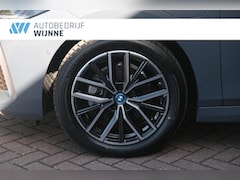 BMW 2-serie Active Tourer - 225e xDrive 245pk M Sport | Navi | App Connect | Climate | Camera | Stoelverwarming | Elek