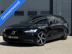 Volvo V60 - T8 Plug-in AWD Plus Dark|Long|360|Pano|H&K|19"