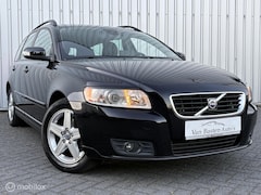 Volvo V50 - 2.0 Momentum | 145pk | Leder | Cruise | PDC | 07 | Stoelverwarming | Youngtimer | Volledig