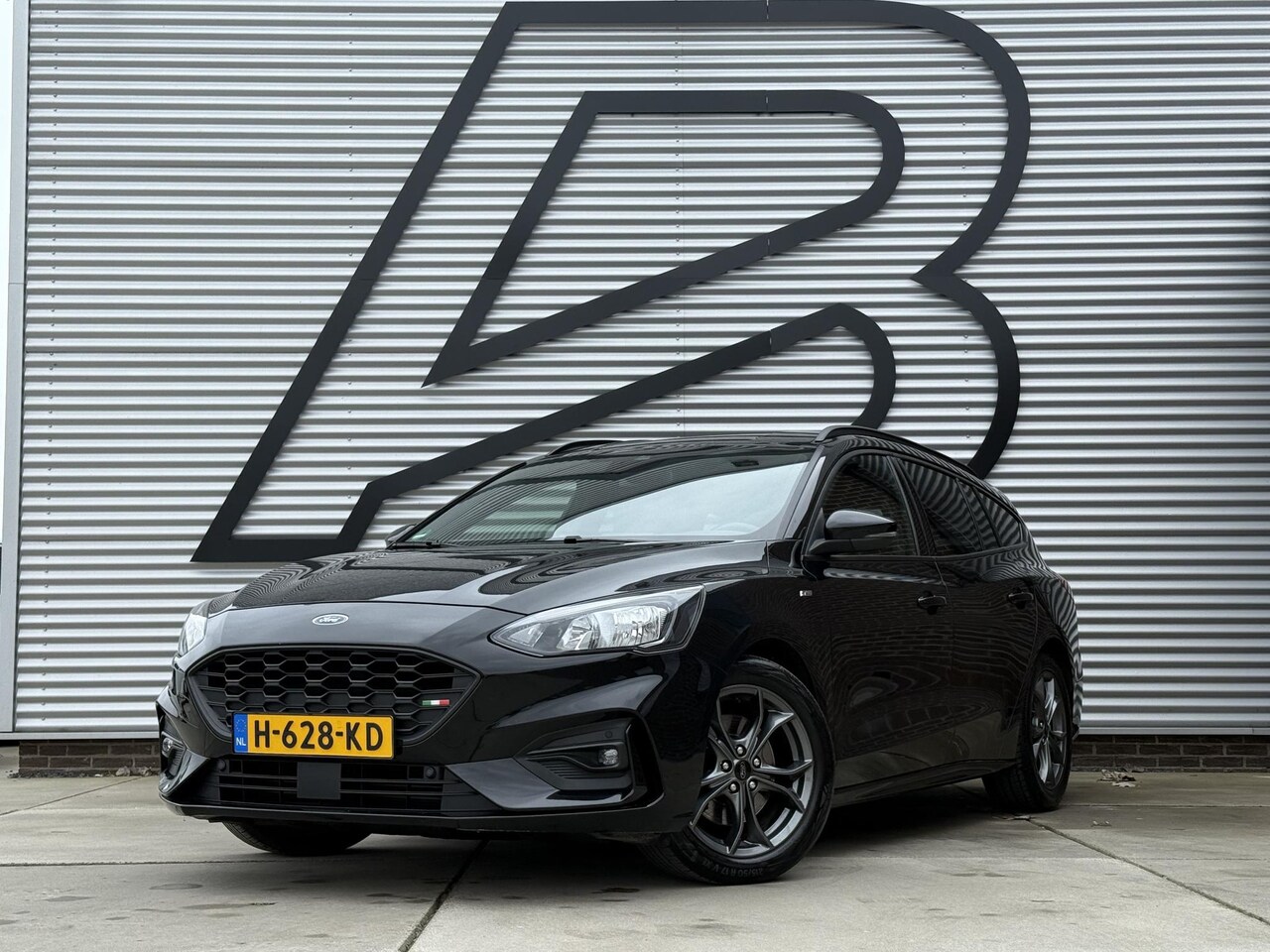 Ford Focus Wagon - 1.0 EcoBoost ST Line Business Navi|Trekhaak|Clima|PDC V+A|Cruise|Stoelverwarming|APK tot 0 - AutoWereld.nl
