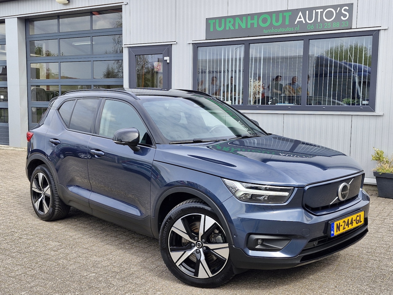 Volvo XC40 - Recharge TWIN Pro ultim. FULL OPTION panodak | electr stoelen memory | 360 cam | Volleder - AutoWereld.nl