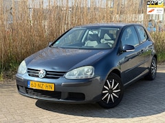 Volkswagen Golf - 1.4 FSI Trendline Airco Cruise Trekhaak Nieuwe Apk
