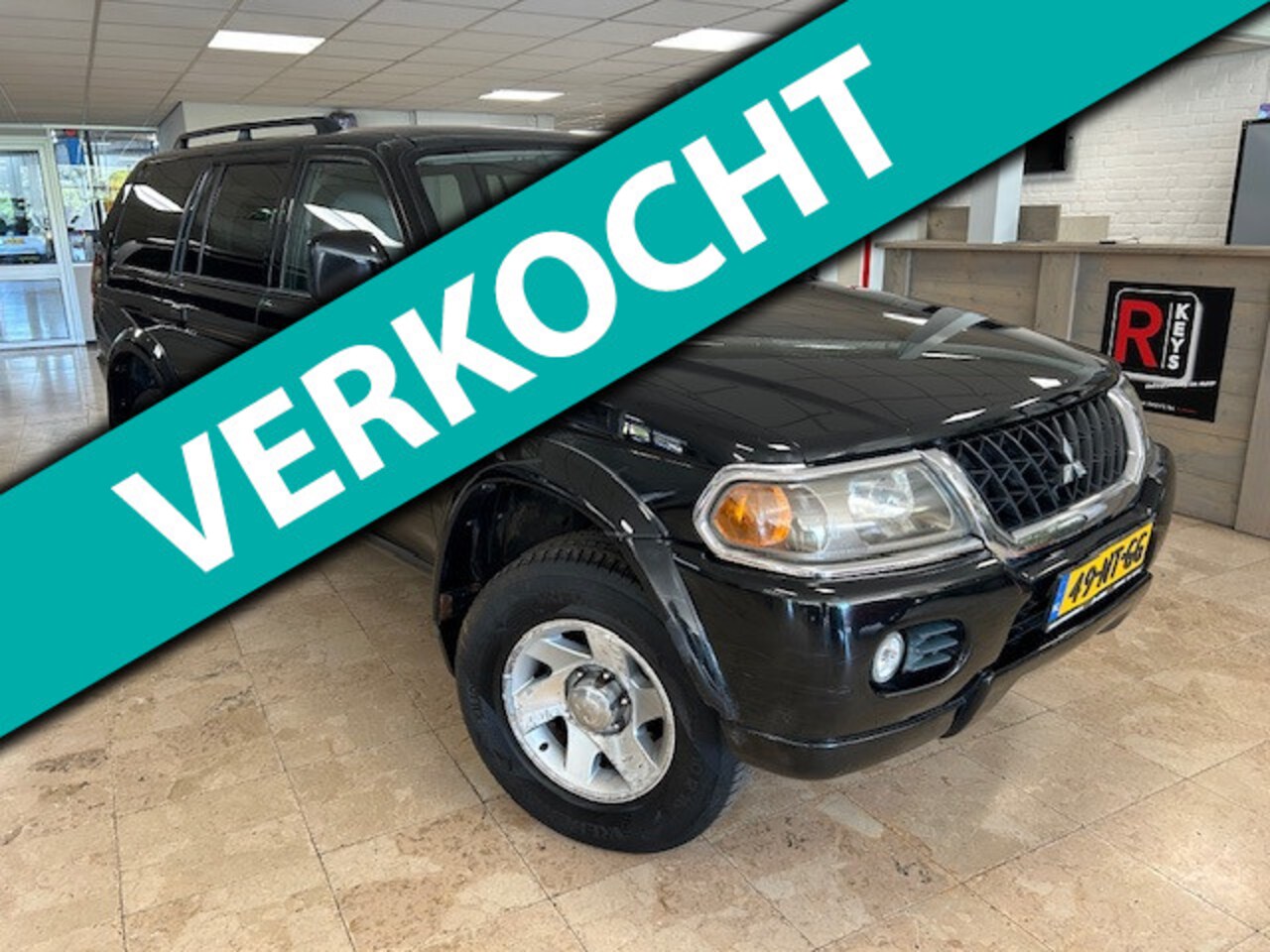 Mitsubishi Pajero Sport - 3.0 V6 GLS | Airco | Trekhaak | Nieuwe D-riem | 1e eigenaar | 2800Kg Trekgewicht - AutoWereld.nl