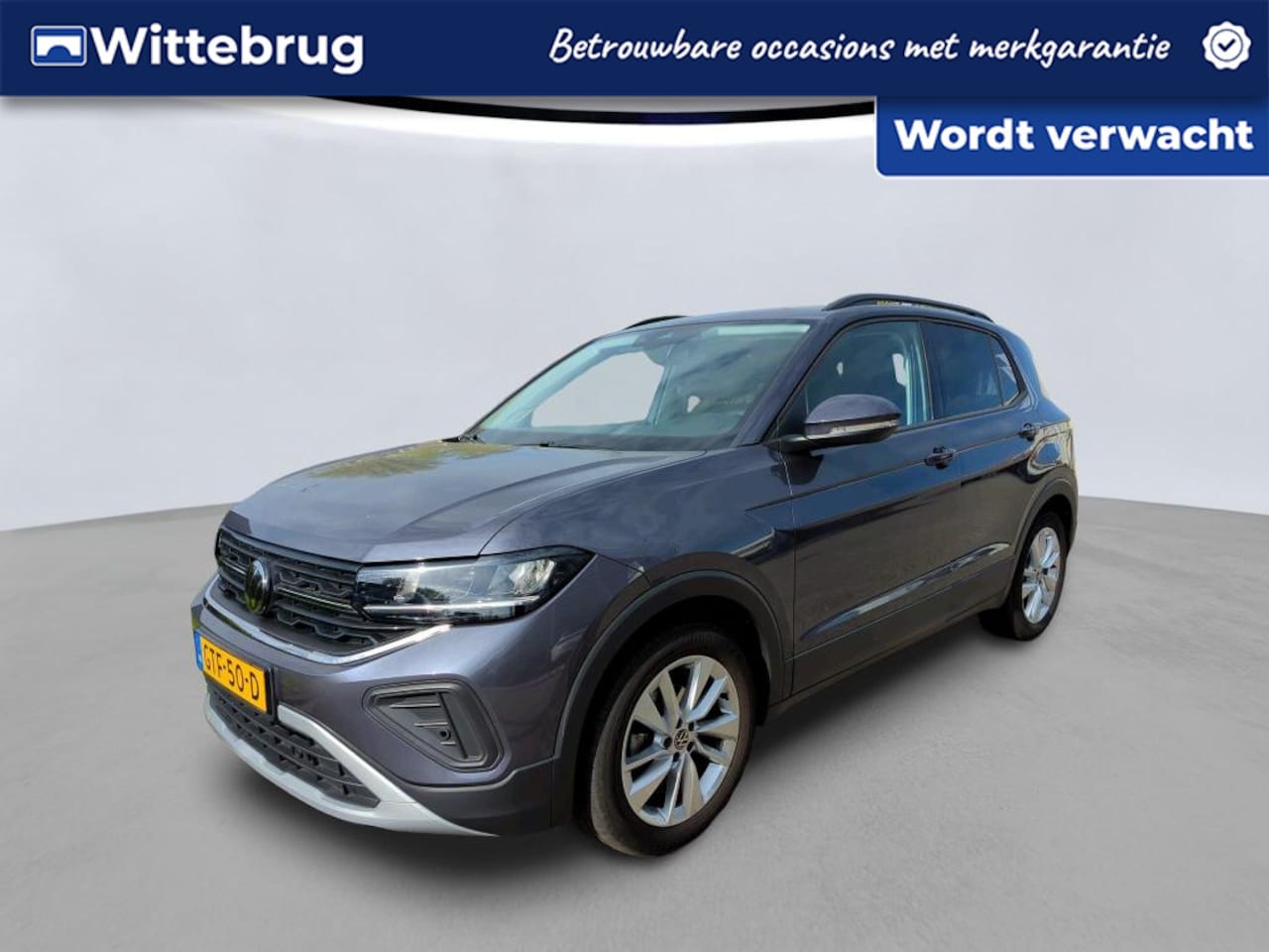Volkswagen T-Cross - 1.0 TSI Life Edition 20.588 km !!  / LED / Trekhaak / Camera - AutoWereld.nl