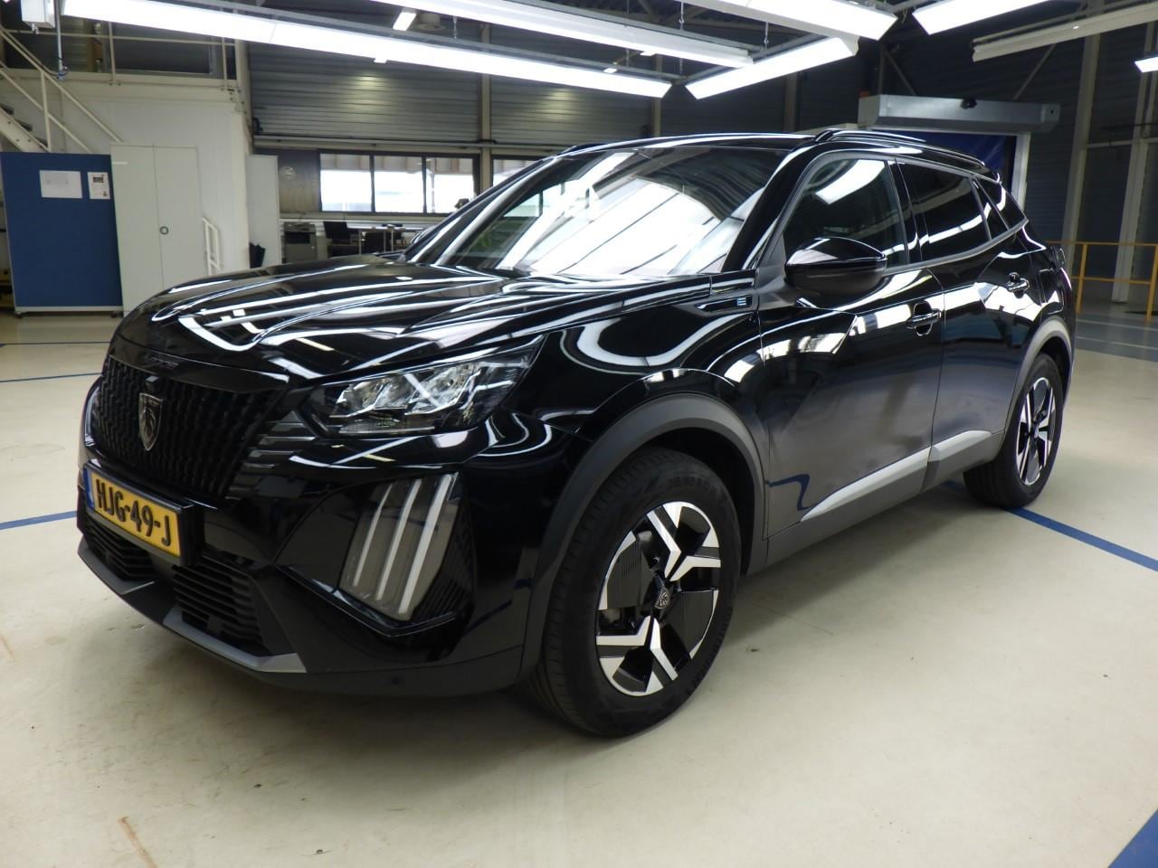 Peugeot e-2008 - EV Allure Avantage 54 kWh | Navi | Cruise control | Parkeersensoren V+A | DAB | Climate co - AutoWereld.nl