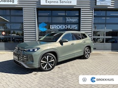 Volkswagen Tayron - 1.5 TSI eHybrid 204 pk Elegance | Elektrische wegklapbare trekhaak | Achteruitrijcamera |