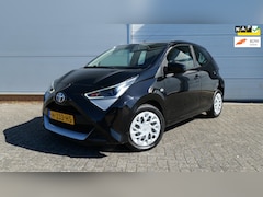 Toyota Aygo - 1.0 VVT-i x-play NL-Auto Carplay Achteruitrij camera Airco Isofix