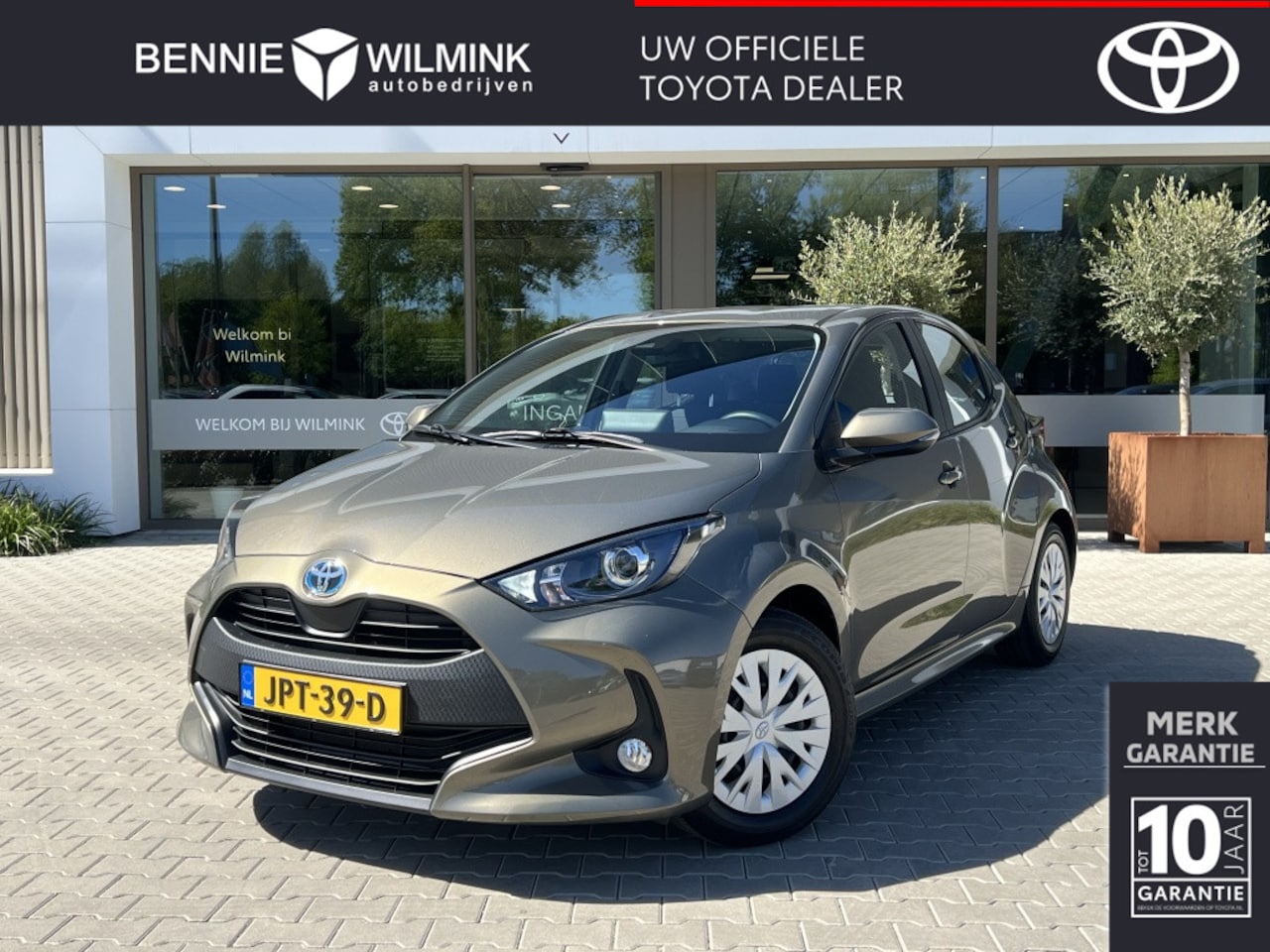 Toyota Yaris - 1.5 Hybrid Active | Camera | Climate Control | Carplay - AutoWereld.nl
