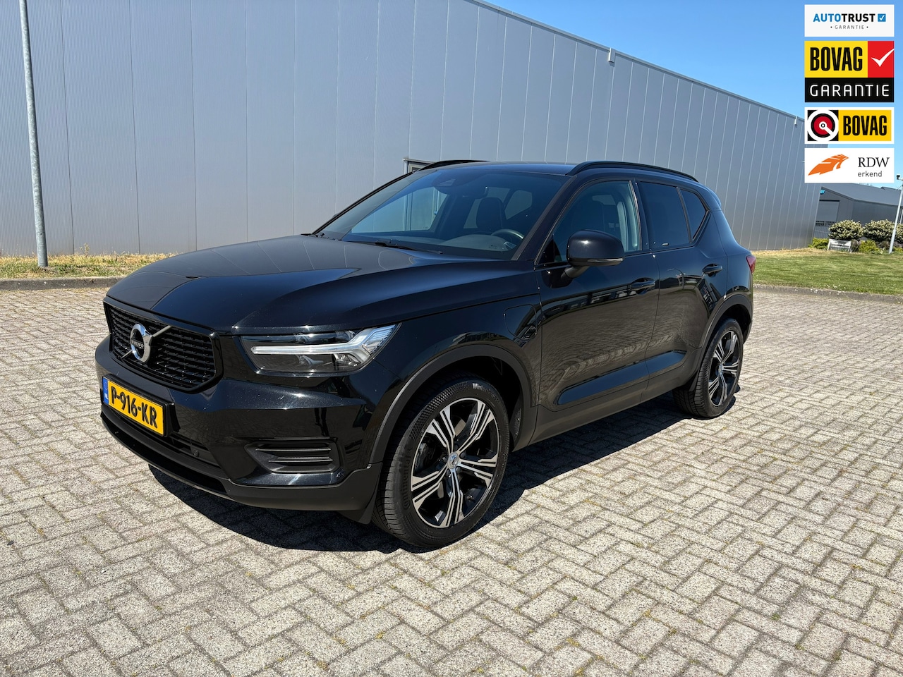 Volvo XC40 - 1.5 T4 Recharge R-Design 1.5 T4 Recharge R-Design, Stoel en stuurverwarming, Automaat - AutoWereld.nl
