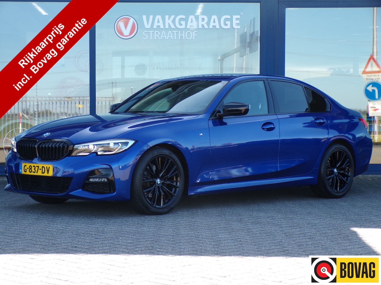 BMW 3-serie - 320i High Executive Edition 320i High Executive Edition, Leder / Laserlight / Carplay + Android Auto / Harman Kardon / - AutoWereld.nl