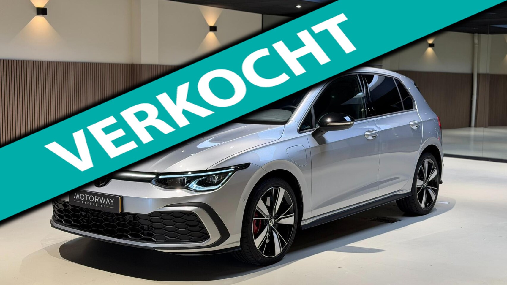 Volkswagen Golf - 1.4 eHybrid GTE Pano|Matrix|Camera|Blindspot - AutoWereld.nl