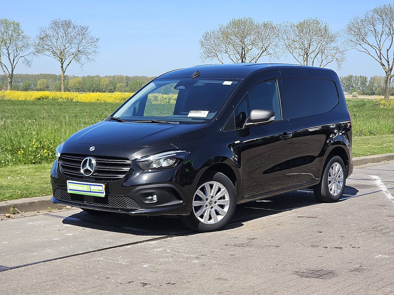 Mercedes-Benz Citan - 110 CDI L1 Pro L1 Pro Navi Mbux LED Trekhaak Airco Camera Stoelverwarming Lichtmetaal Euro - AutoWereld.nl