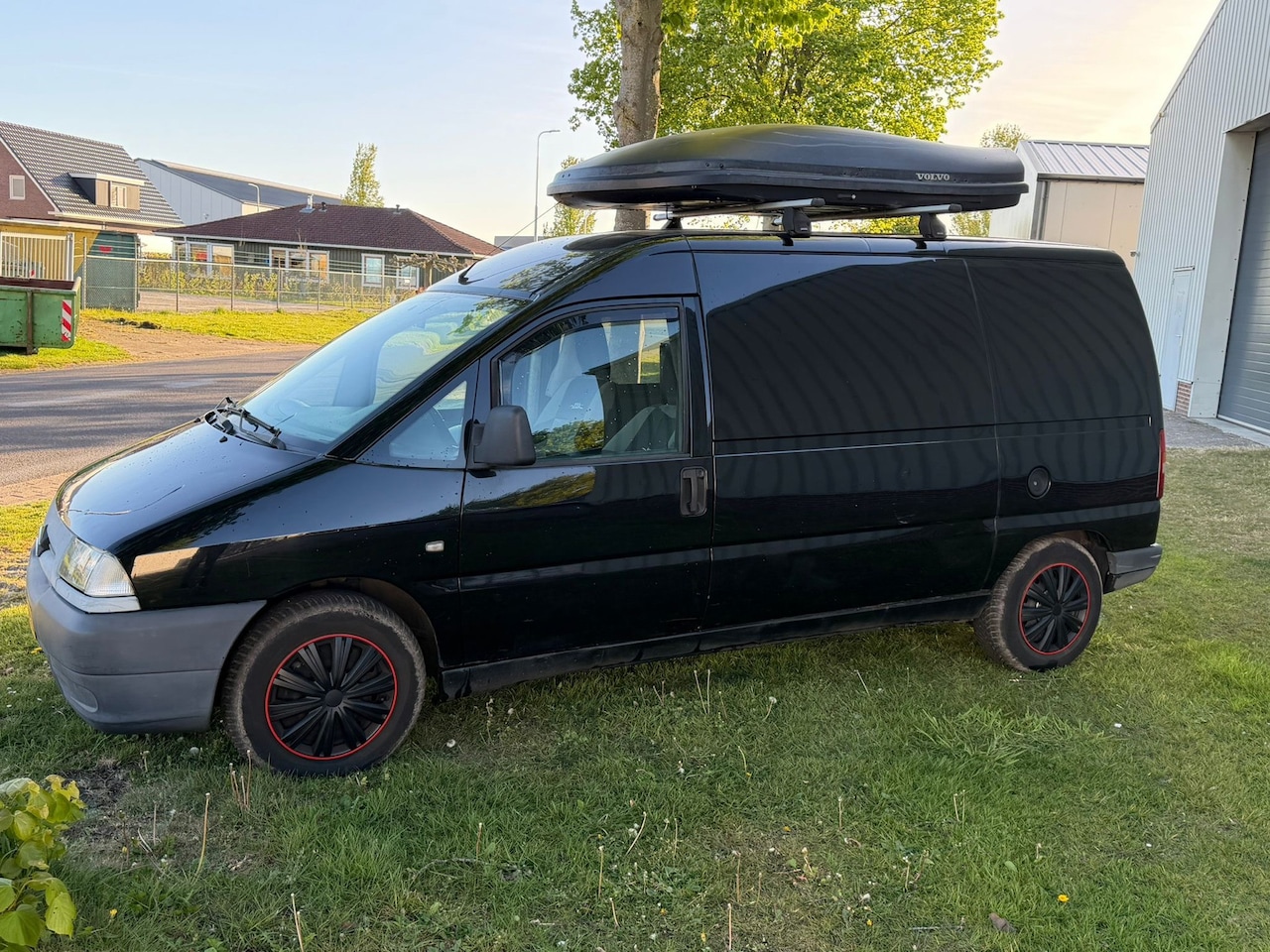 Citroën Jumpy - 2.0 HDi Comfort lang 2003 Grijs Kenteken Camper - AutoWereld.nl