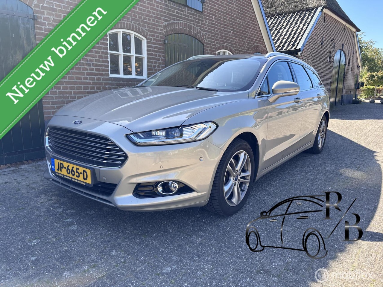 Ford Mondeo Wagon - 1.5 Titanium LEES TERKST !!! MOOIE AUTO - AutoWereld.nl