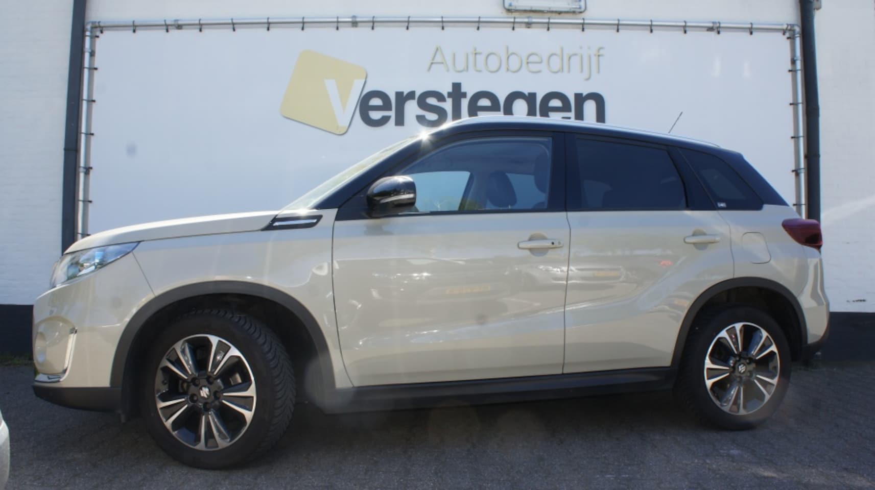 Suzuki Vitara - 1.4 Boosterjet Allgrip Stijl AUTOMAAT - AutoWereld.nl