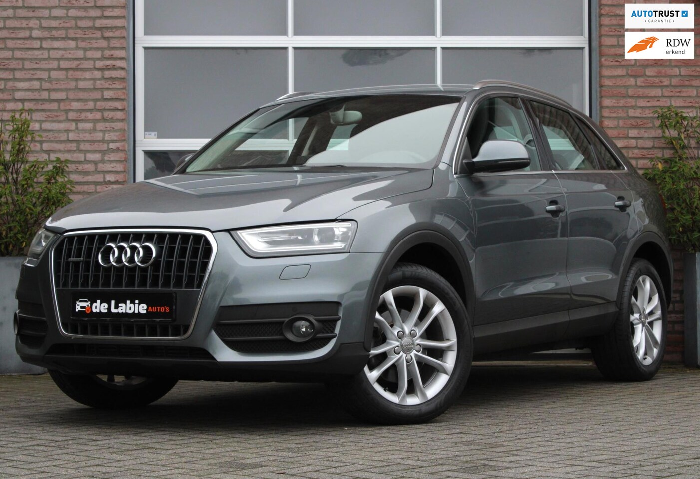 Audi Q3 - 2.0 TFSI quattro 2.0 TFSI quattro - AutoWereld.nl