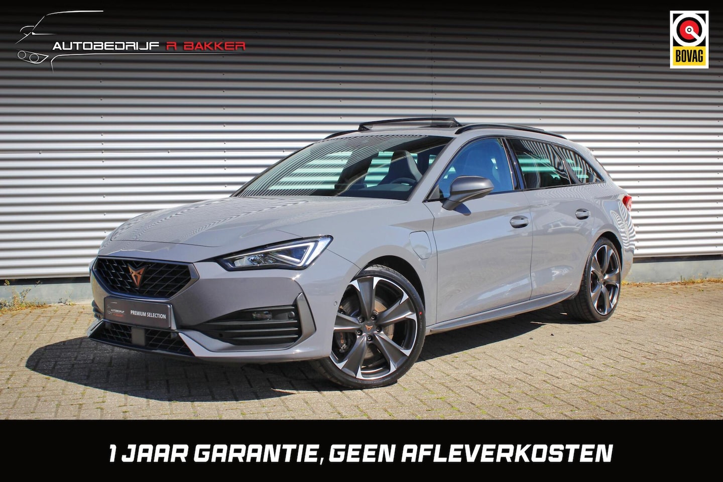 CUPRA Leon Sportstourer - 1.4 e-Hybrid VZ Performance // 245PK | Panoramadak | DCC | Camera | CarPlay & Android Auto - AutoWereld.nl