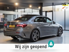 Mercedes-Benz A-klasse - 200 Launch Edition Premium- AMG | PANO | Sfeerverlichting | Camera | Nette auto