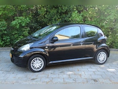 Toyota Aygo - 1.0-12V Comfort Navigator