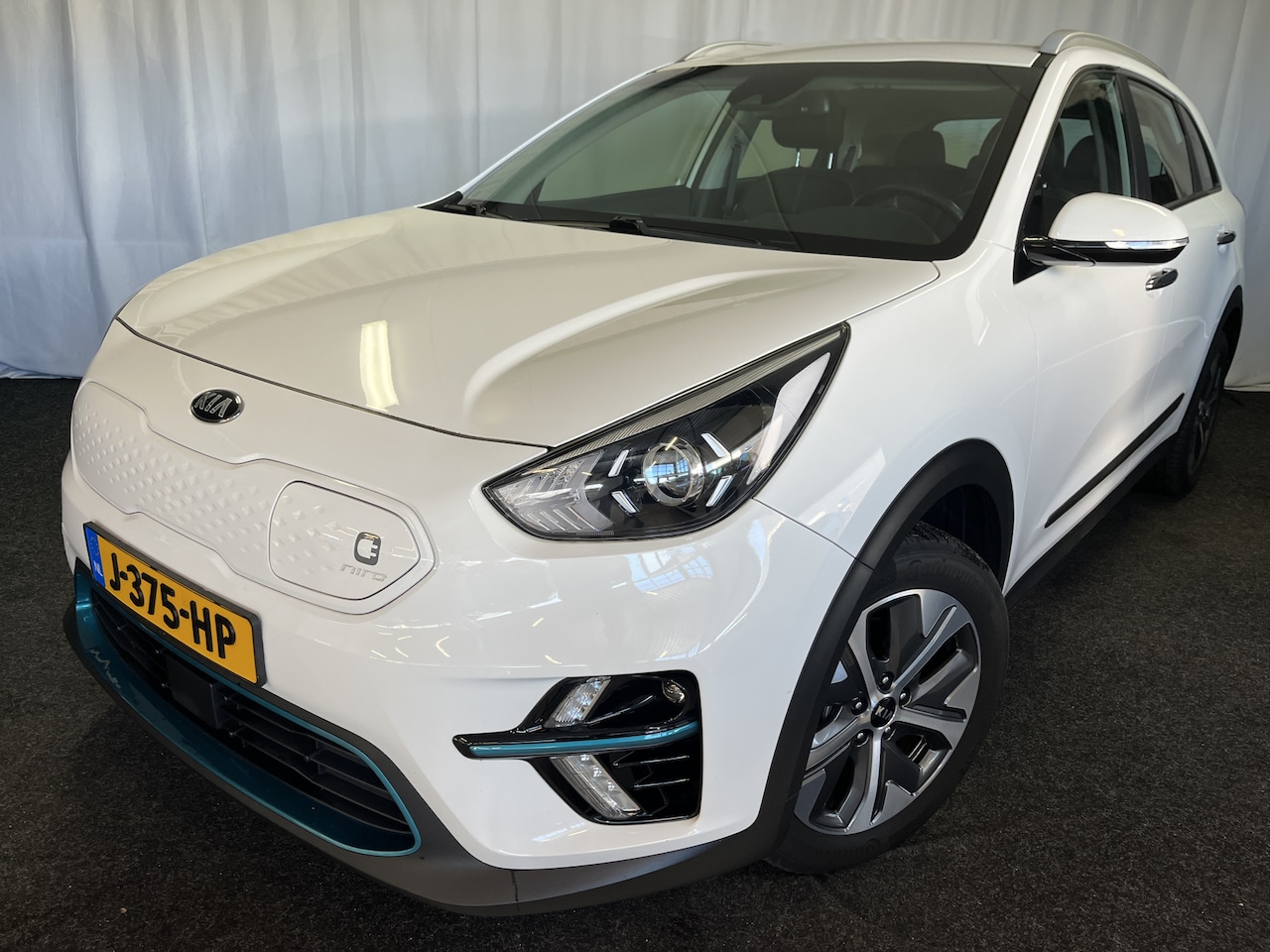 Kia e-Niro - DynamicLine 64 kWh 1E EIGN/ADAPTIVE/ECC/APPLE/100% SOH/3 FASE - AutoWereld.nl