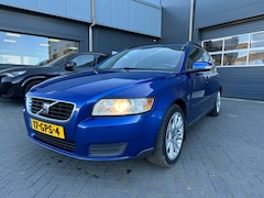 Volvo V50 - 1.8 met trekhaak, airco, nieuwe APK