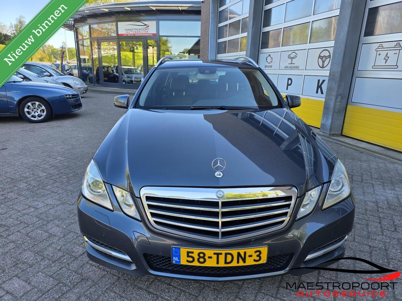 Mercedes-Benz E-klasse Estate - 200 CGI Business Class Avantgarde 200 CGI Business Class Avantgarde - AutoWereld.nl