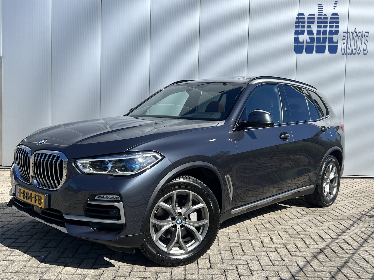 BMW X5 - xDrive30d High Executive X-Line Luchtvering Individual Tartufo leder Trekhaak 3500 kg Pano - AutoWereld.nl
