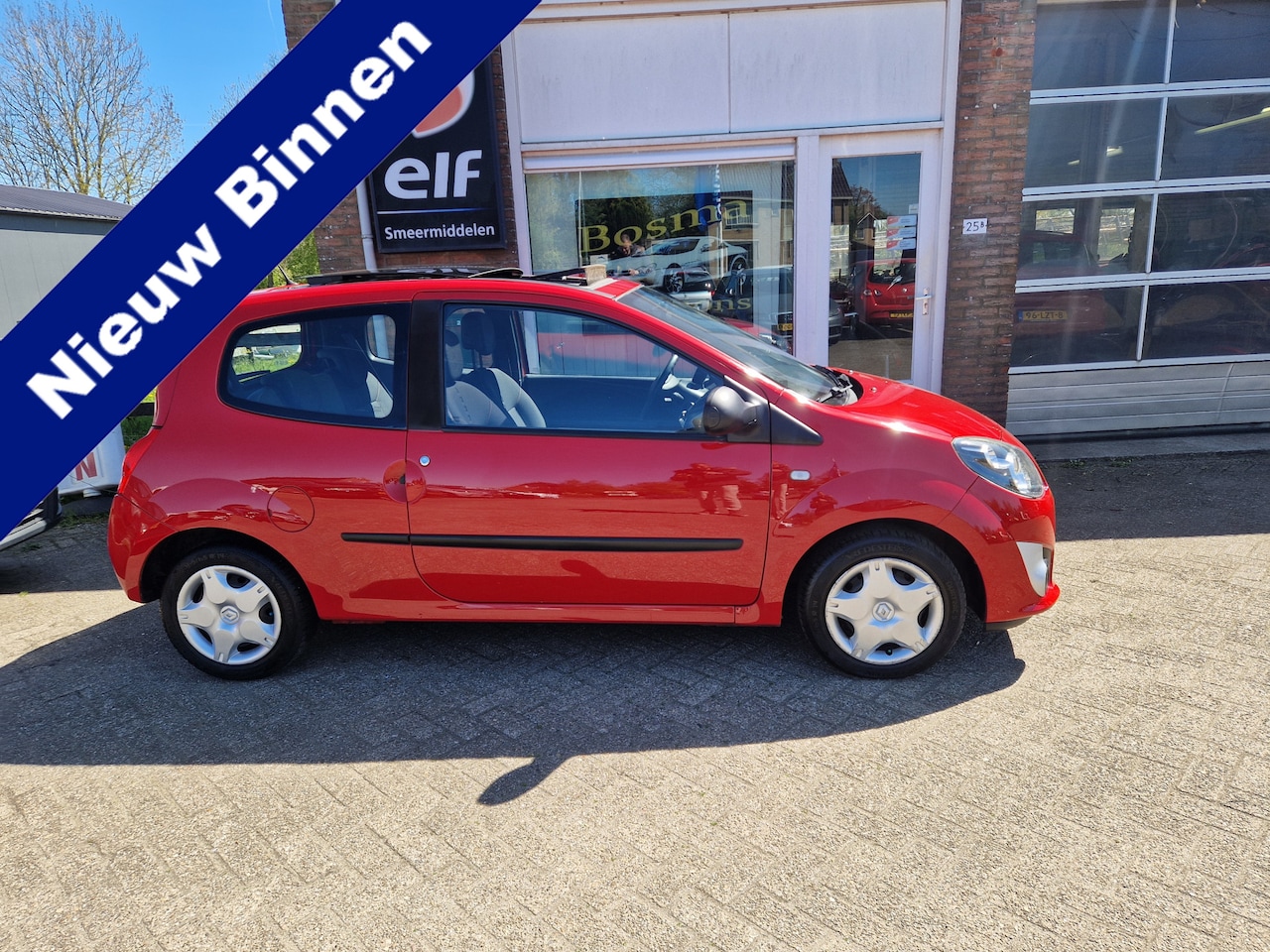 Renault Twingo - 1.2i "Dynamique" Pano-dak - Isofix - Apk 28-04-2027 !! - AutoWereld.nl