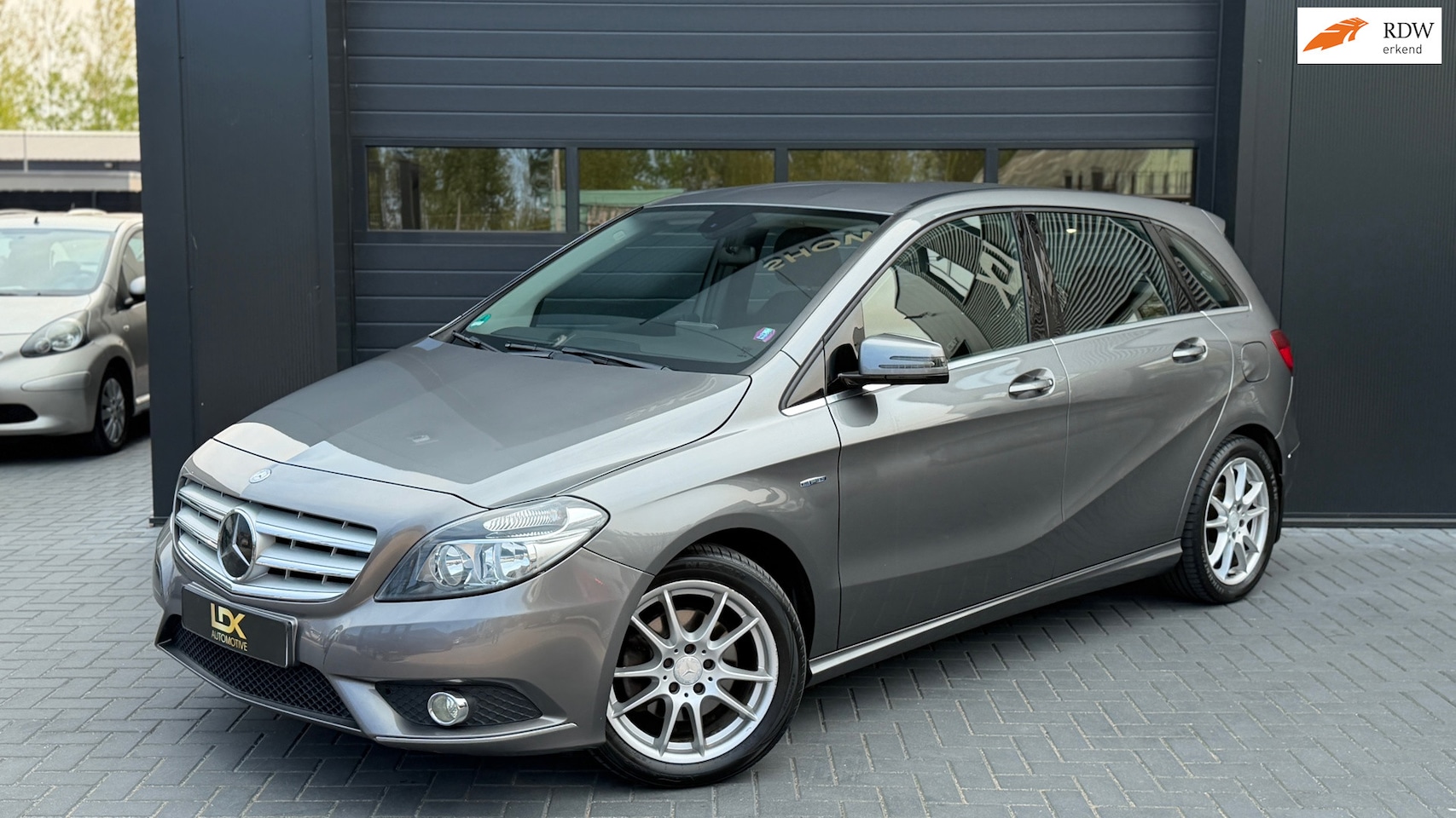 Mercedes-Benz B-klasse - 200 Trekhaak|17'LMV - AutoWereld.nl