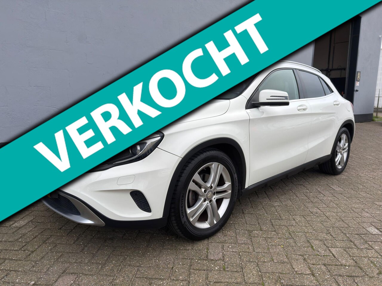 Mercedes-Benz GLA-Klasse - 180 Prestige - Panorama Dak - AutoWereld.nl