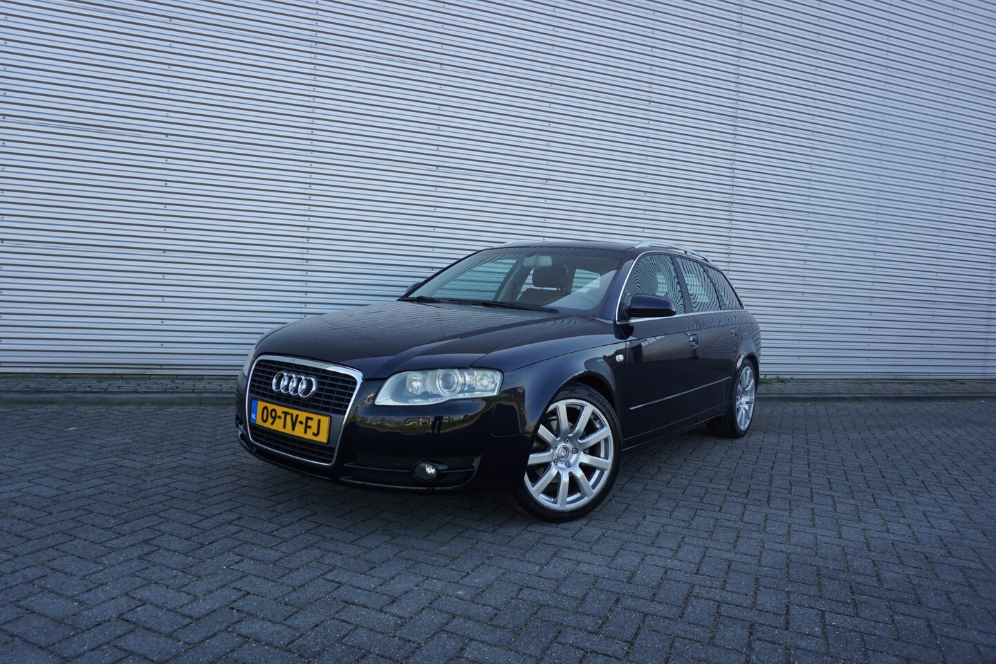 Audi A4 Avant - 2.0 Pro Line AUTOMAAT - Climate / Cruise / Elektr. ramen / Leder / Parkeers. / NAP - AutoWereld.nl