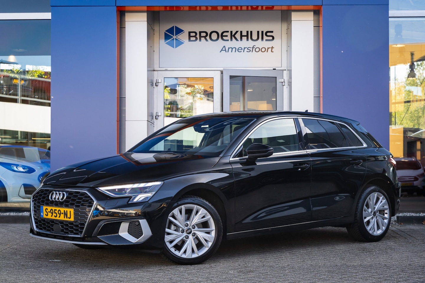 Audi A3 Sportback - 30 TFSI Advanced edition Cruise control adaptief | Voorstoelen verwarmd | Matrix LED | App - AutoWereld.nl