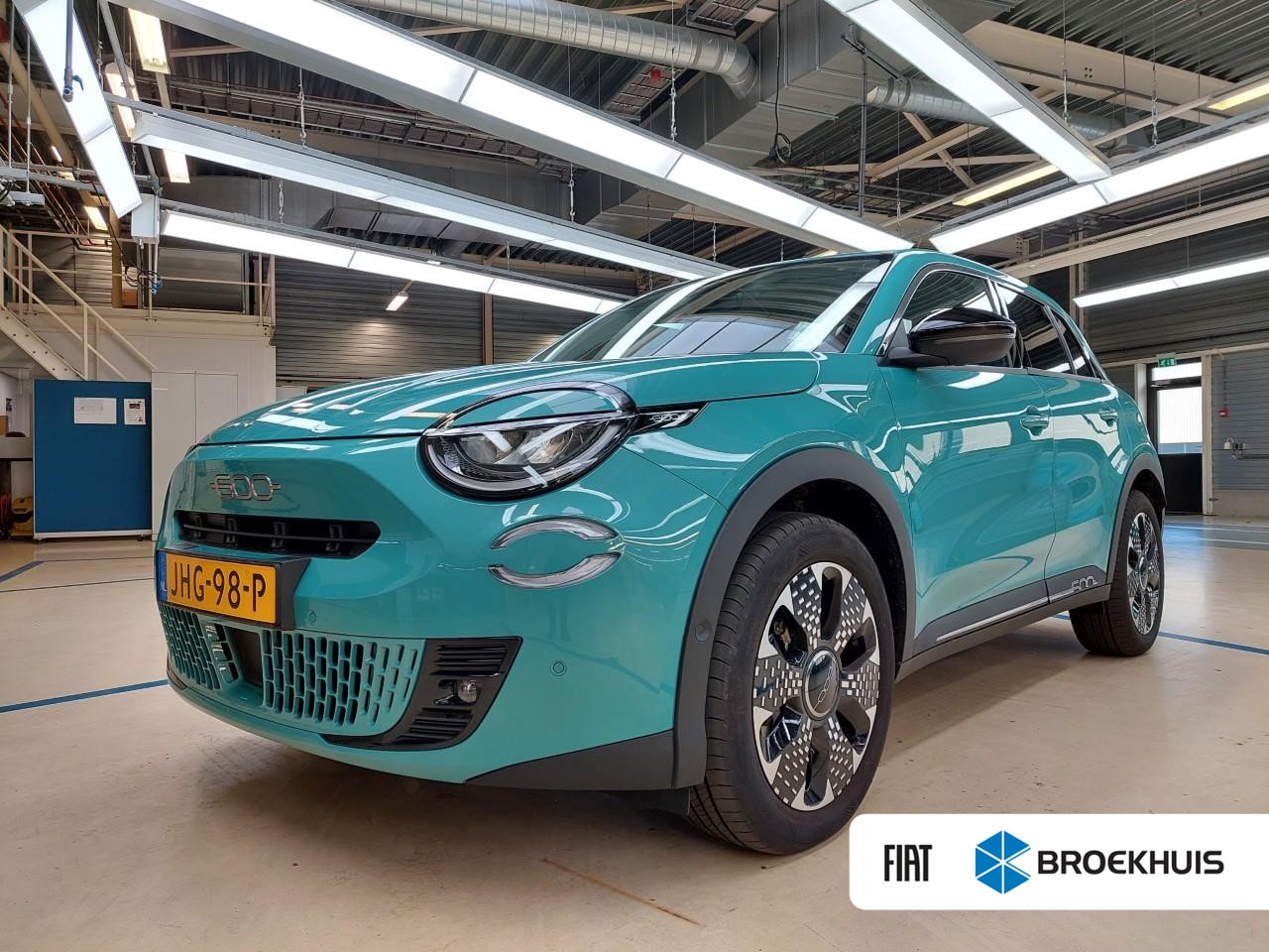 Fiat 600e - La Prima 54 kWh | Vol-Leder | Massage | Adaptive Cruise | Elektr. Achterklep | Stoelverwar - AutoWereld.nl