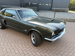 Ford Mustang - Coupe V8 289 Dark Jade Green