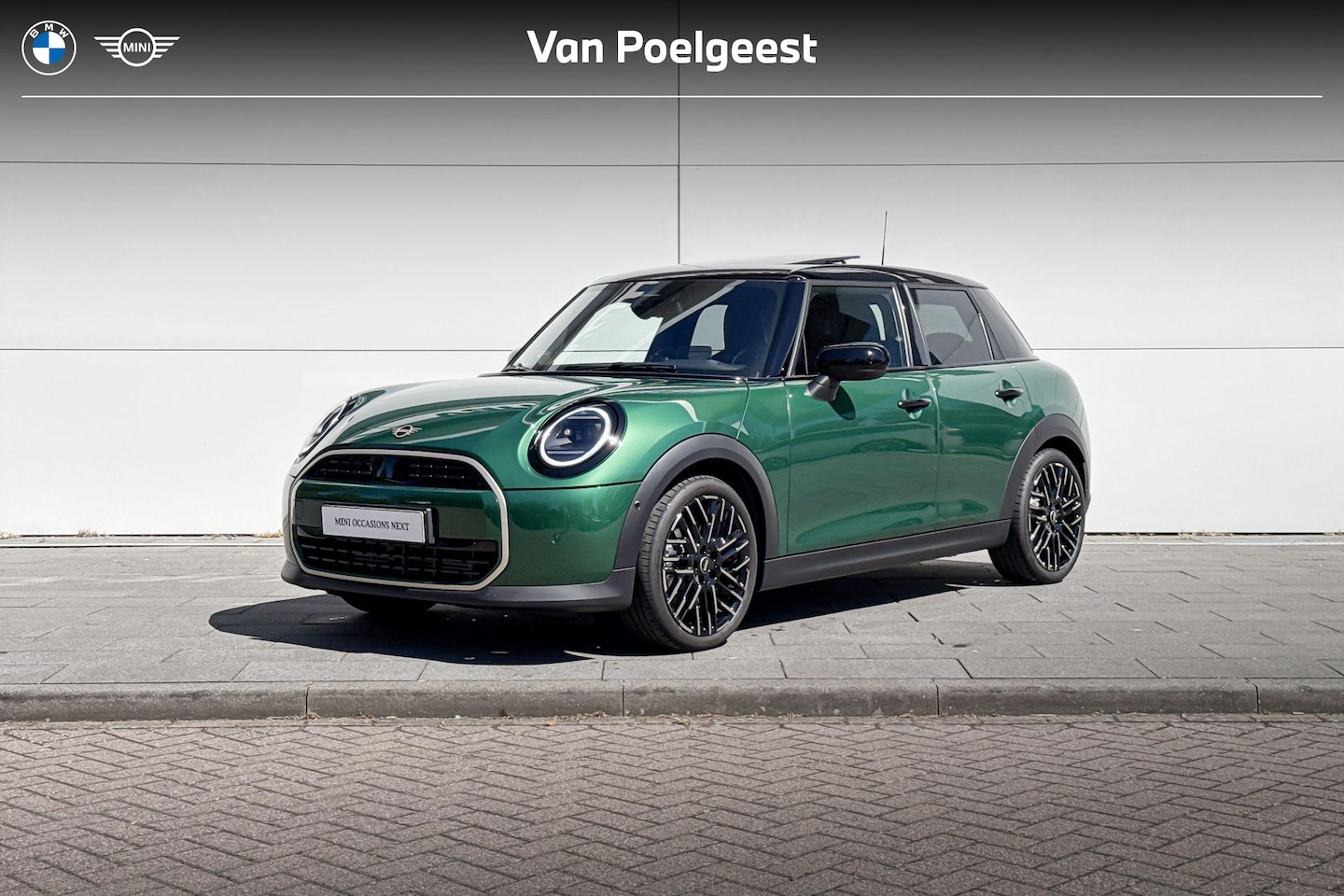 MINI Cooper - 5-deurs 1.5 Cooper C John Cooper Works M | 18 inch Night Flash Spoke 2-tone - AutoWereld.nl