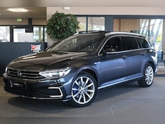 Volkswagen Passat Variant - 1.4 TSI PHEV GTE 218PK Pano IQ Led Trekhaak Leder/Alcantara Cam Navi