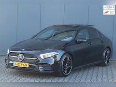Mercedes-Benz A-klasse - 180 AMG | PANO | Sfeerverlichting | Camera | Nette auto