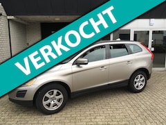 Volvo XC60 - 2.0 D3 Kinetic / EURO-5 / TREKHAAK / ALU VELGEN / MOOIE AUTO / APK 2027