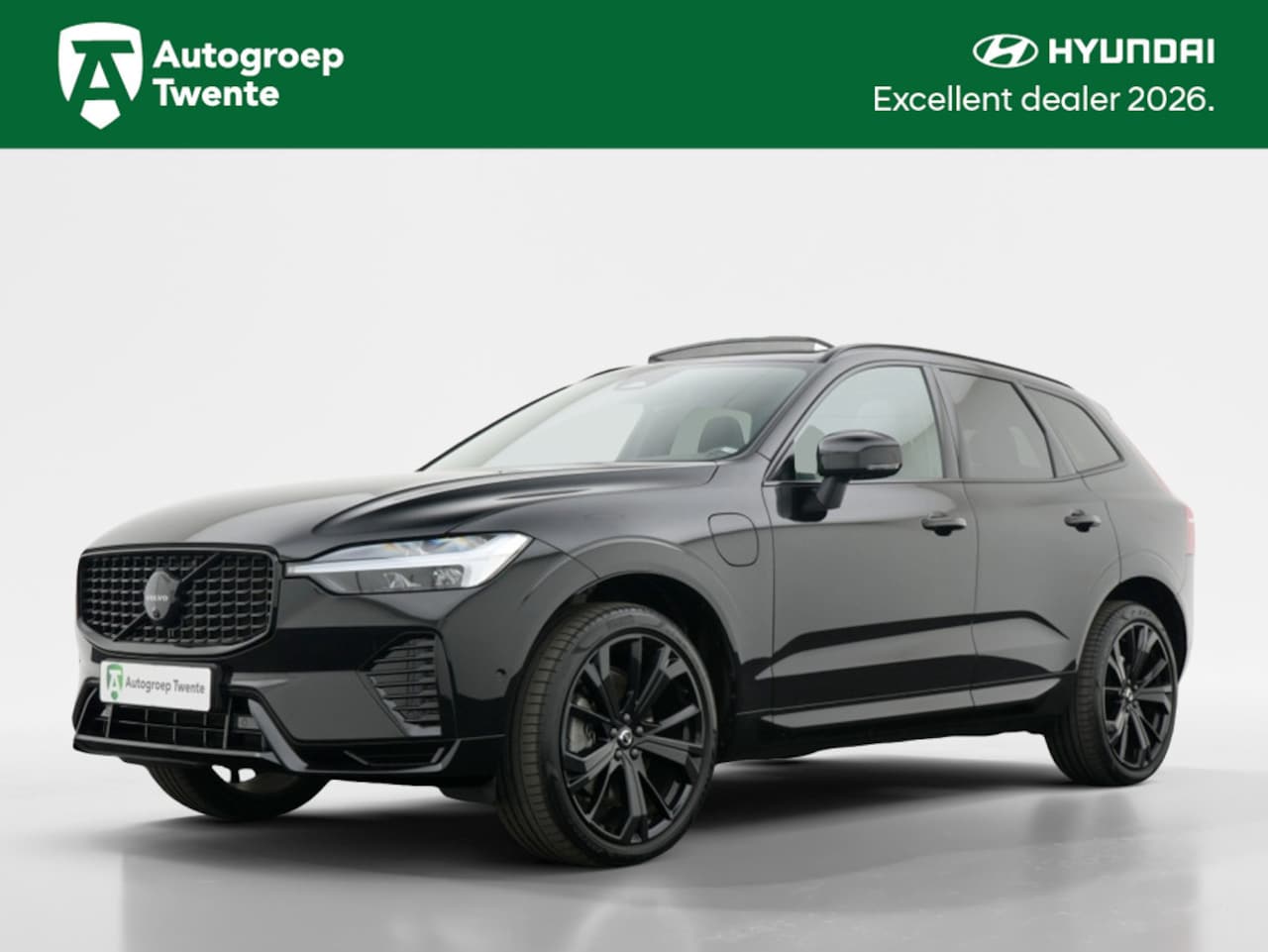 Volvo XC60 - 2.0 T8 AWD+ Black Edition | Trekhaak | Harman Kardon | Plug-in - AutoWereld.nl