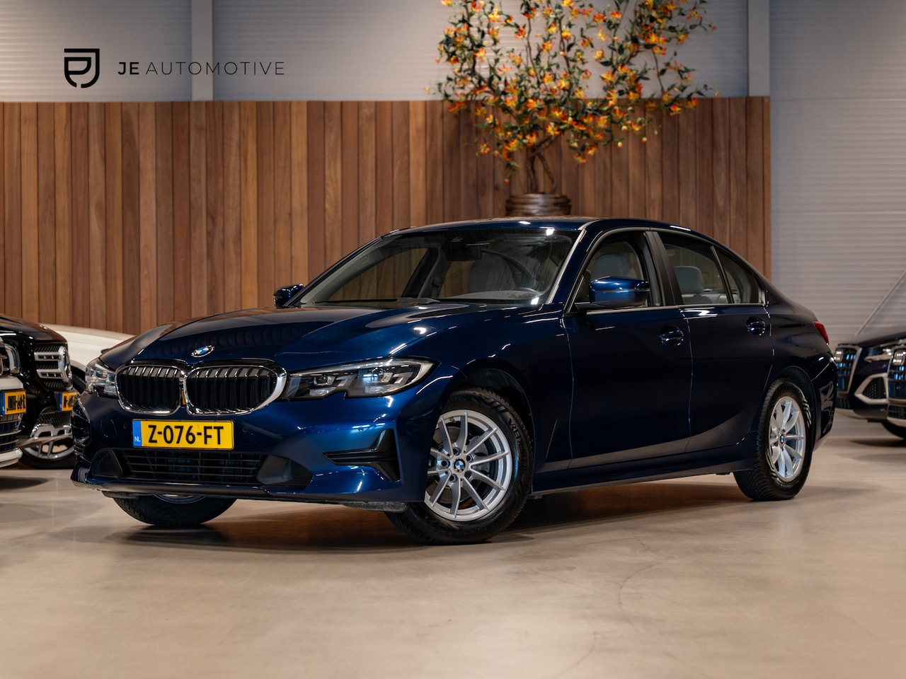 BMW 3-serie - 320i Executive 320i Executive, Apple Carplay, Android Auto, Navi, Led, Camera, Multistuur, Leder, Cruise, - AutoWereld.nl